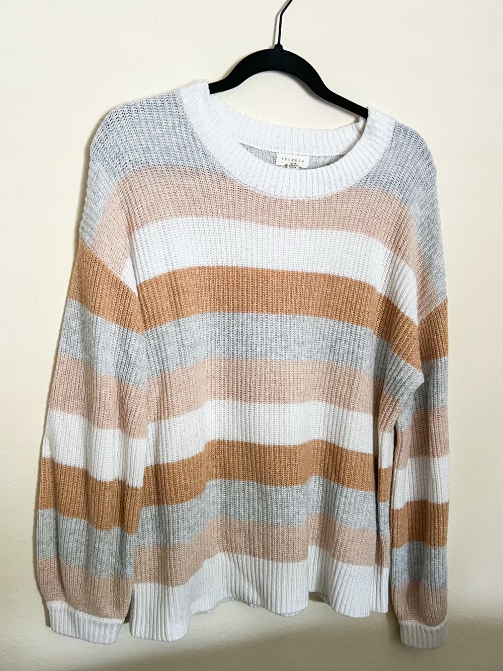 Promesa Striped Lightweight Crewneck Sweater in White, Tan & Gray Women’s sz S/M